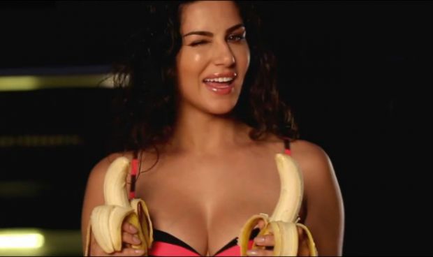 Sunny Leone’s Latest Video ‘APNE KELE RAKHEN IN THELEY’.