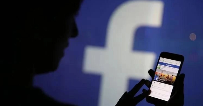 Facebook Usage Makes Users Sad and Unhealthy
