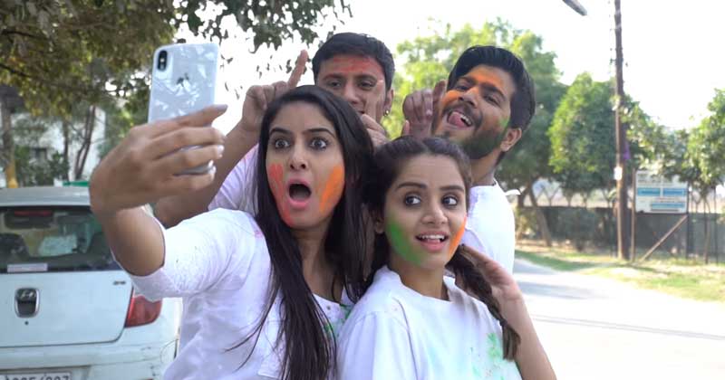 4 Tips To Protect Your Smart Phones On This Holi!