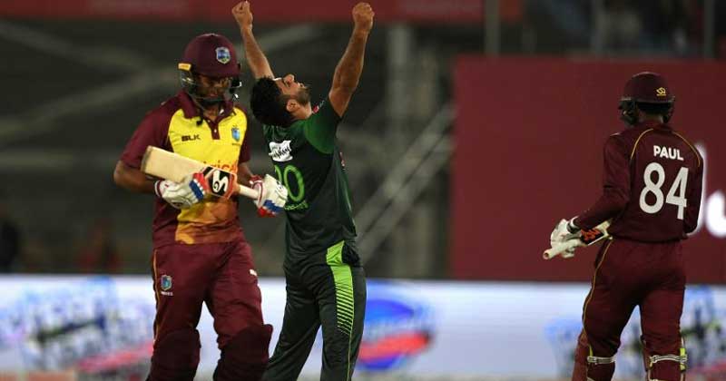 pakistan smash windies