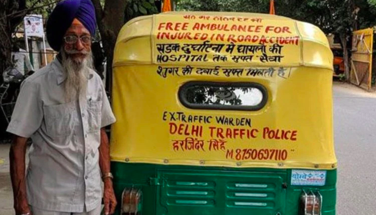 Delhi's only auto-ambulance