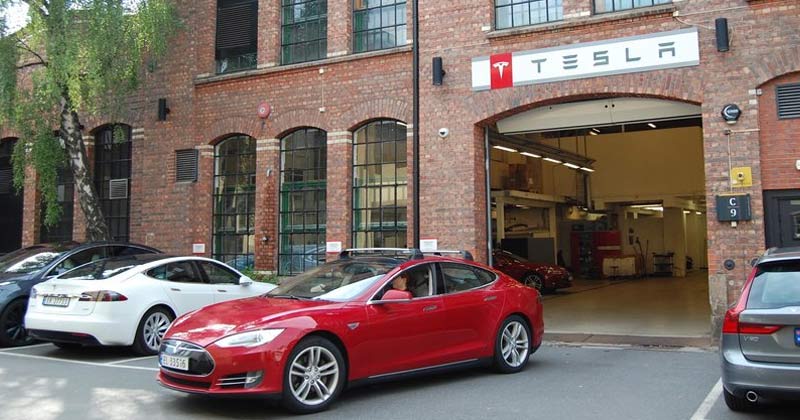 Electric Cars Hit record