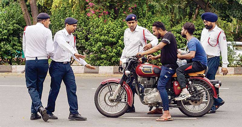 How to pay traffic challan online in Delhi