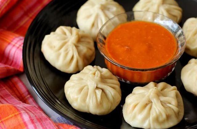 How To Make Momos & Momos Chutney