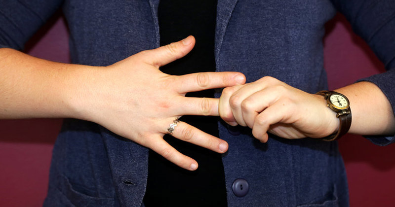 Is Finger Cracking Bad