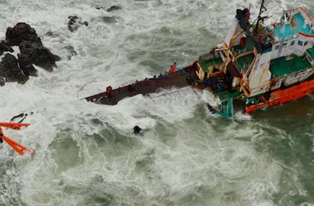 Half Submerged Barge | Cyclone Tauktae Navy Rescues People From Barge