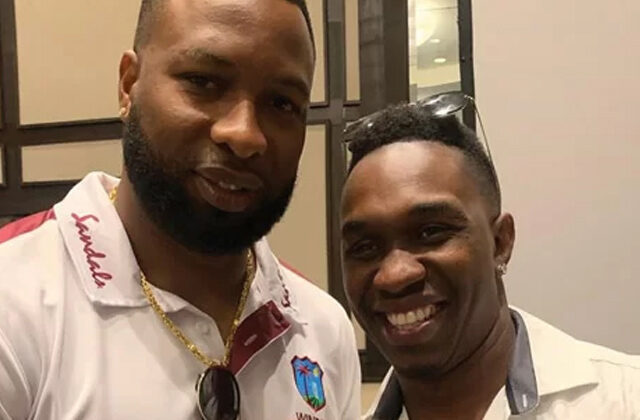 Dwayne Bravo with kieron Pollard | Dwayne Bravo on Kieron Pollard