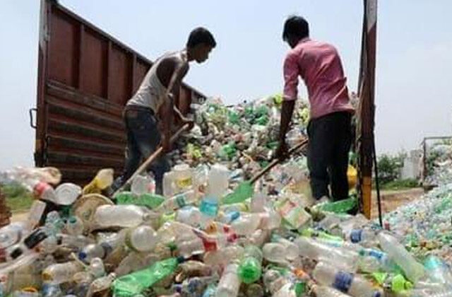 Noida residents collect 1500 kg plastic waste