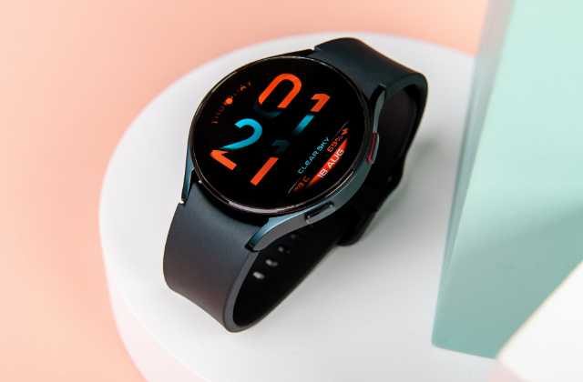 Best Round Dial Smartwatches Under