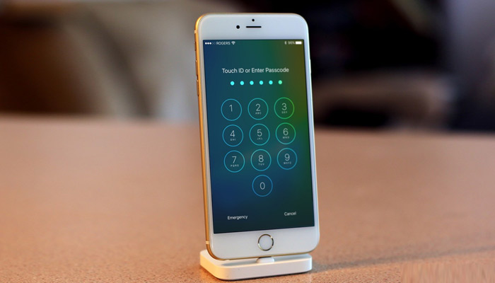 How To Encrypt Smartphone Data | Setup Screen Lock On Android & iOS